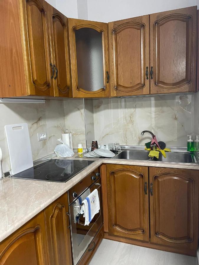 Apartament Gjergji Sarandë エクステリア 写真